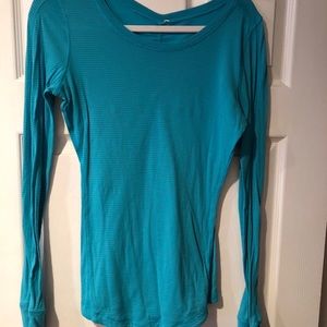 Lululemon top!